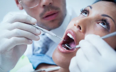 Come prevenire placca e tartaro per mantenere denti e gengive sani